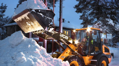 jcb-pyöräkuormaaja-talvi